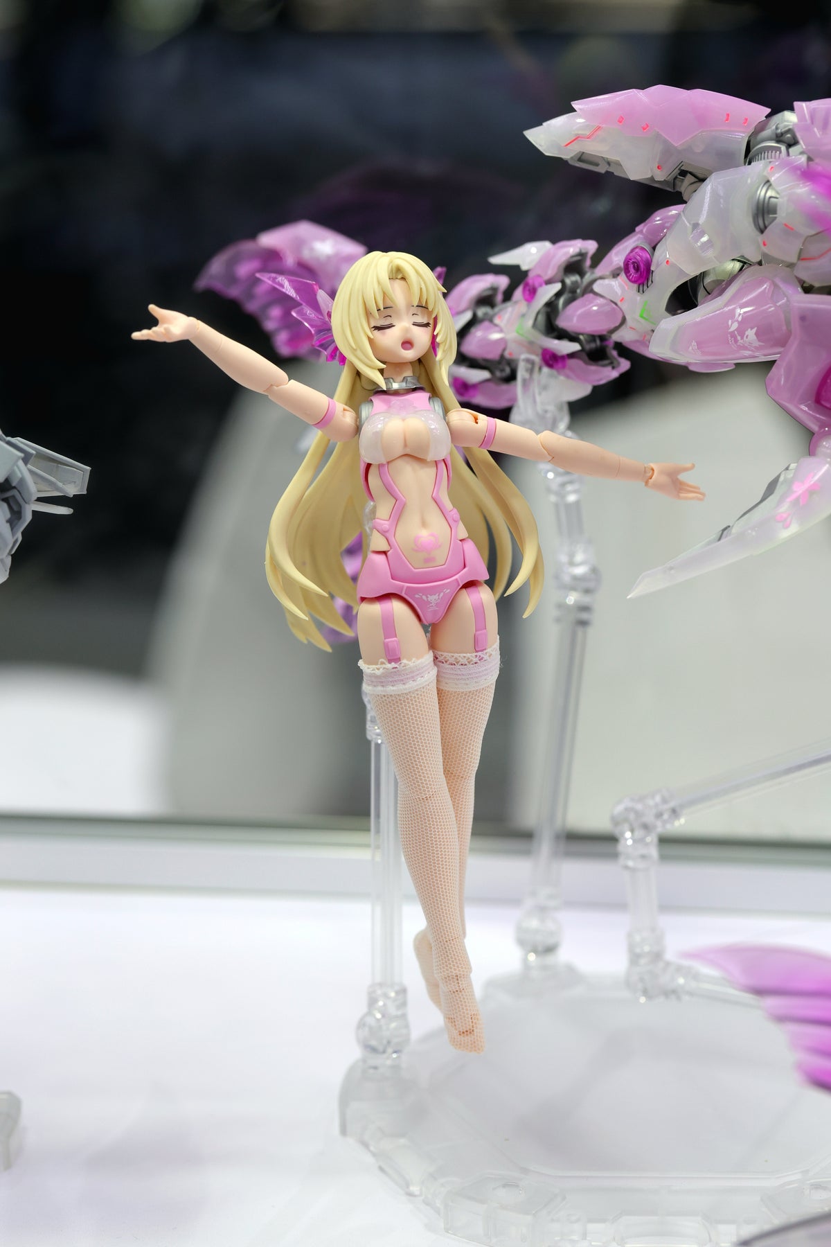 NUKE MATRIX Siren Storm Interceptor: Royal Enforcer Ver. Sakura Fall CF04 Limited Edition Model Kit