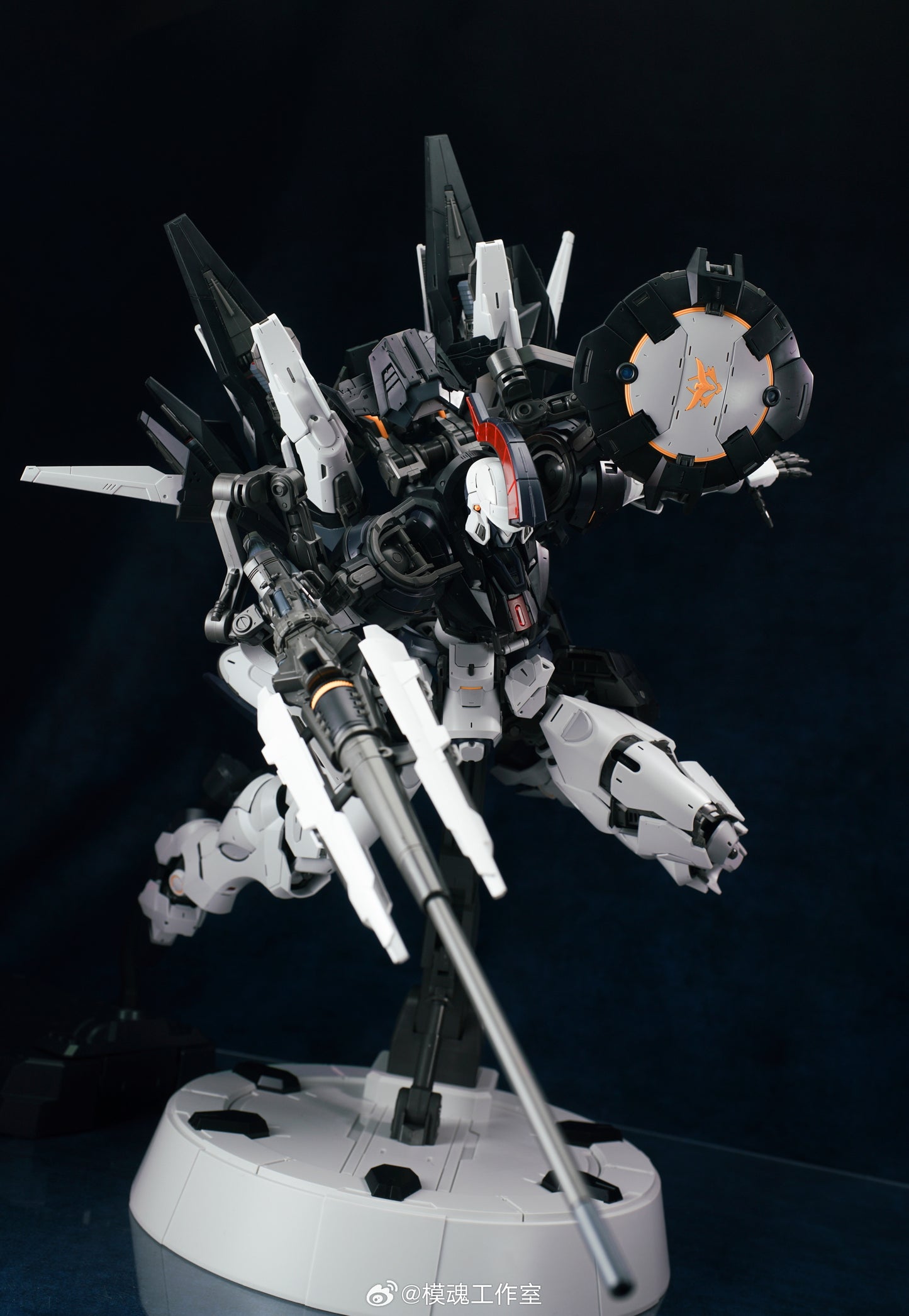 STRANGE WORK PG 1/60 Monument Repair Type Tallgeese NILSON WORK Model Kits
